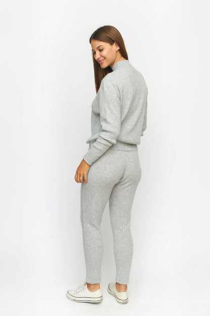 Ribbed Cashmere Jogger